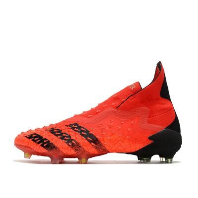 Adidas Predator Freak FG Cleats futbol butsalari