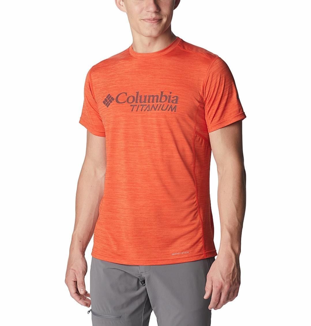 Columbia Titanium erkaklar futbolkasi